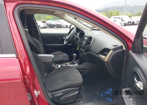 2015 Jeep Cherokee Latitude z USA, uszkodzony, nr VIN 1C4PJMCS1FW634780